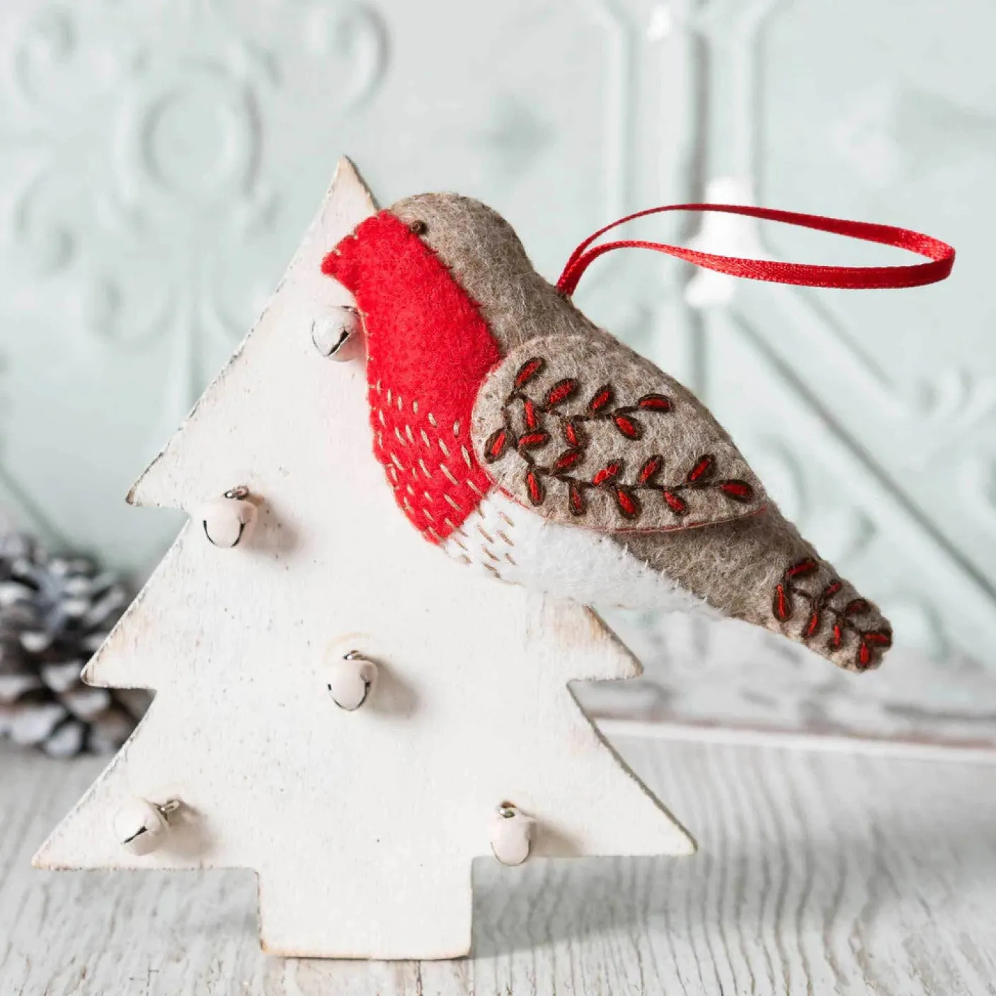 Embroidered Robin Wool Mix Felt Craft Kit