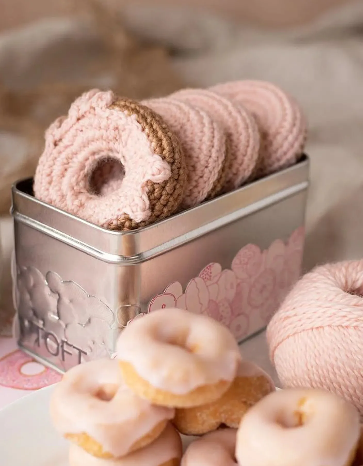 Doughnuts in a Tin Kit