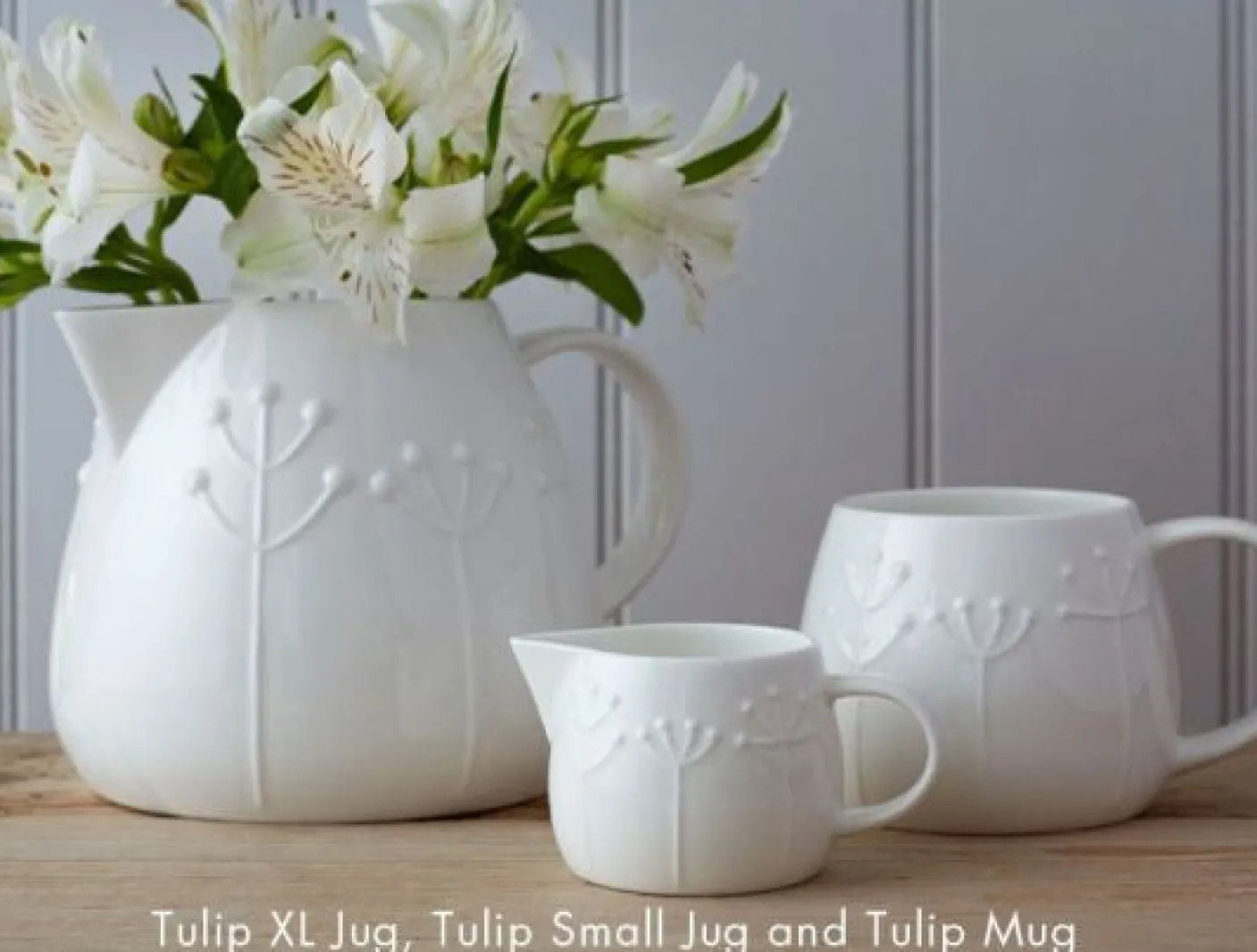 Tulip Sprig Large Jug