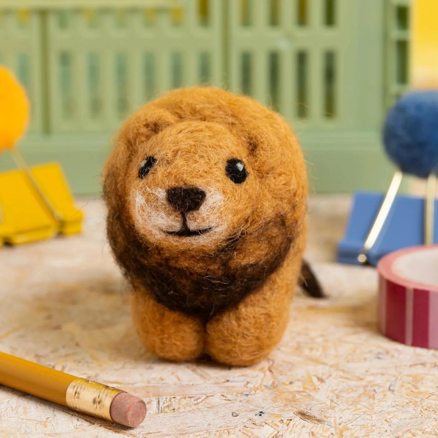 Lion Mini Felting Kit