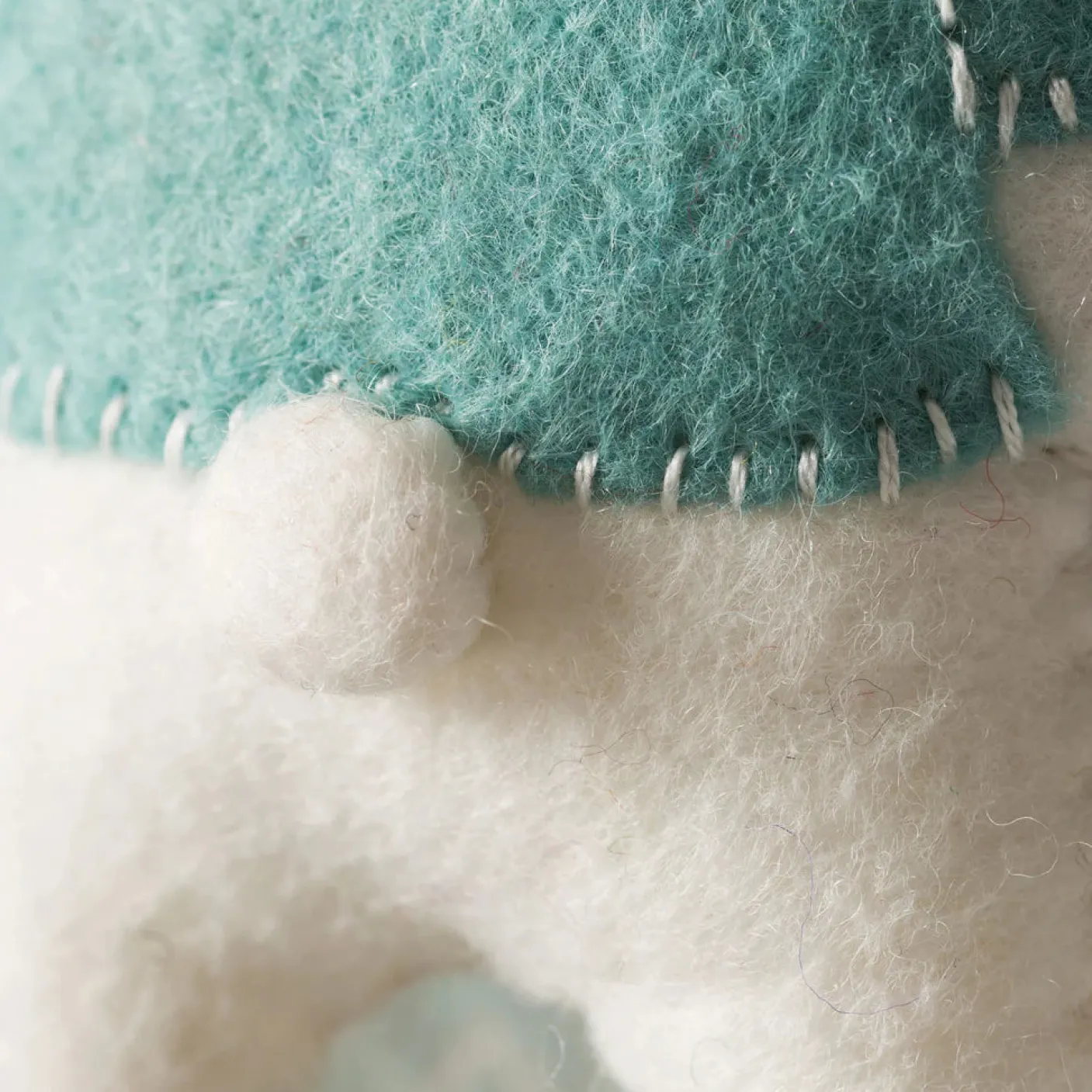 Polar Bear Felt Craft Mini Kit