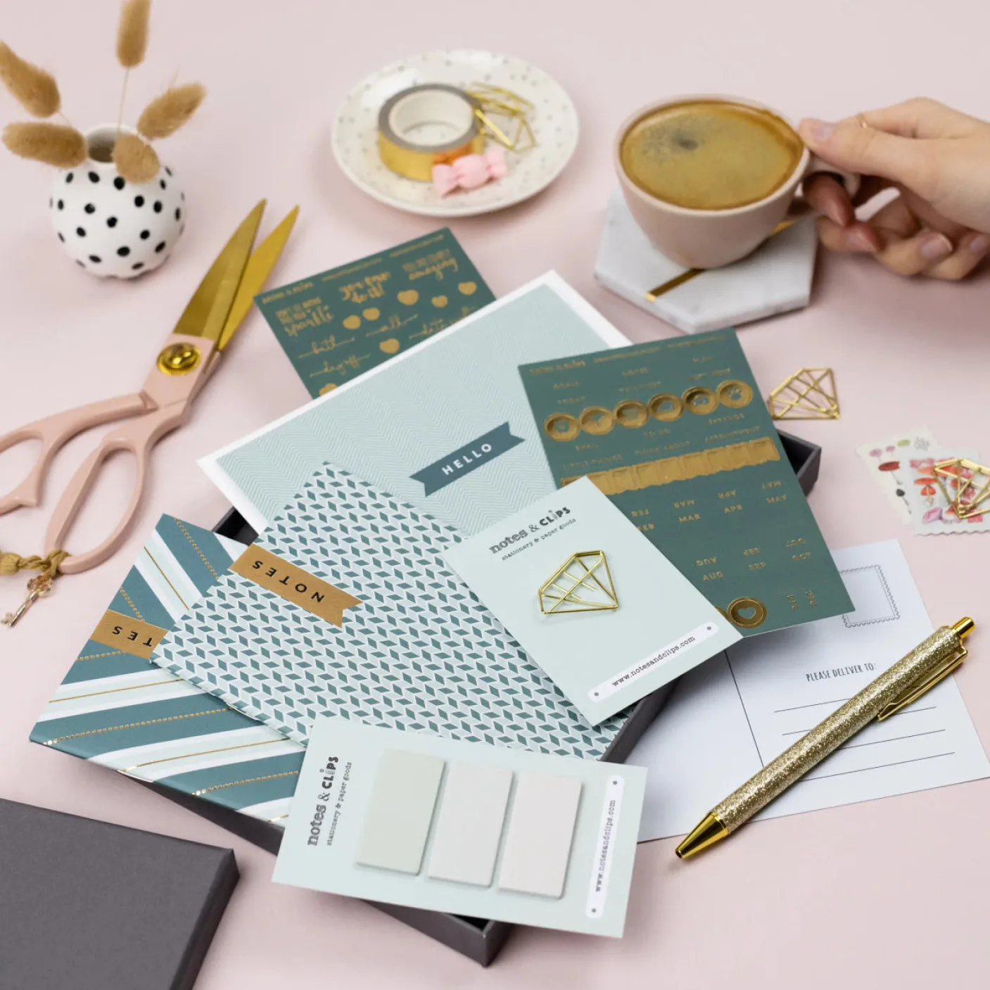 Notes & Clips Green & Gold Stationery Box