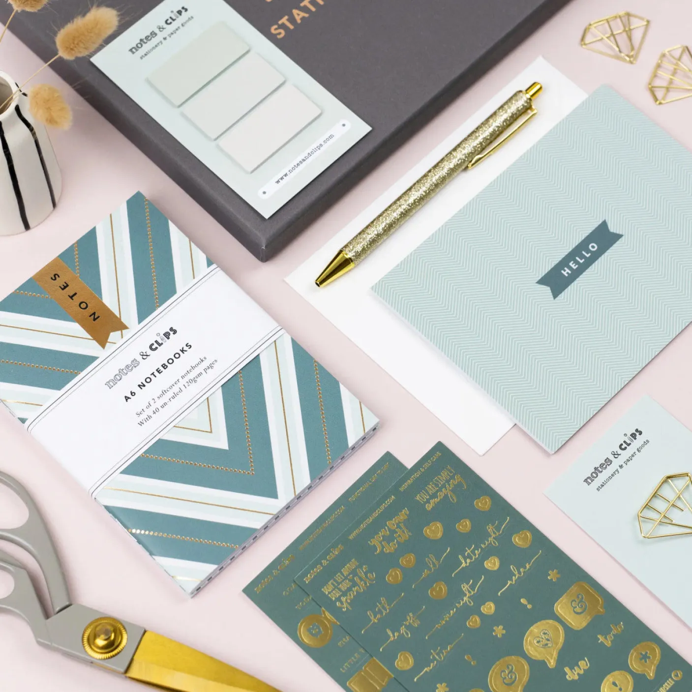 Notes & Clips Green & Gold Stationery Box