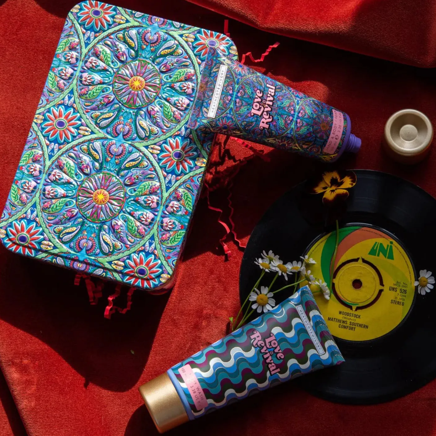 Love Revival Pampering Bodycare Duo Tin