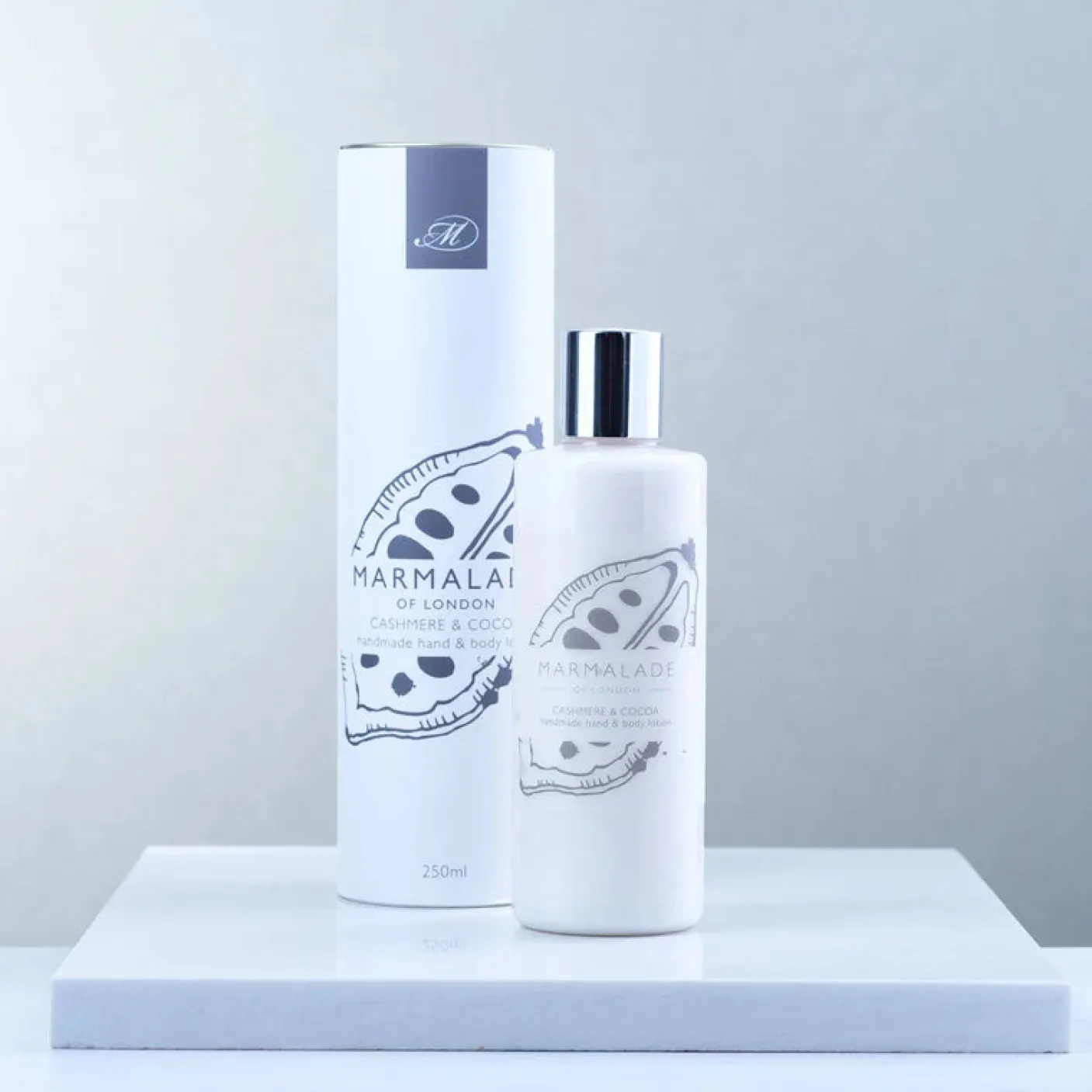 Cashmere & Cocoa Hand & Body Lotion