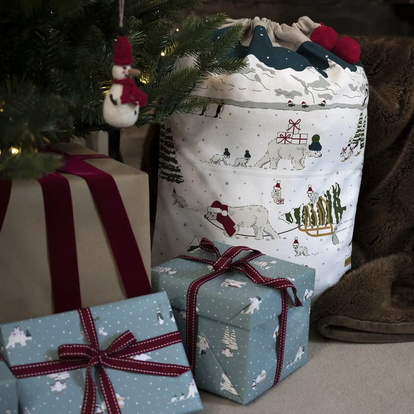 Snow Scene Christmas Sack