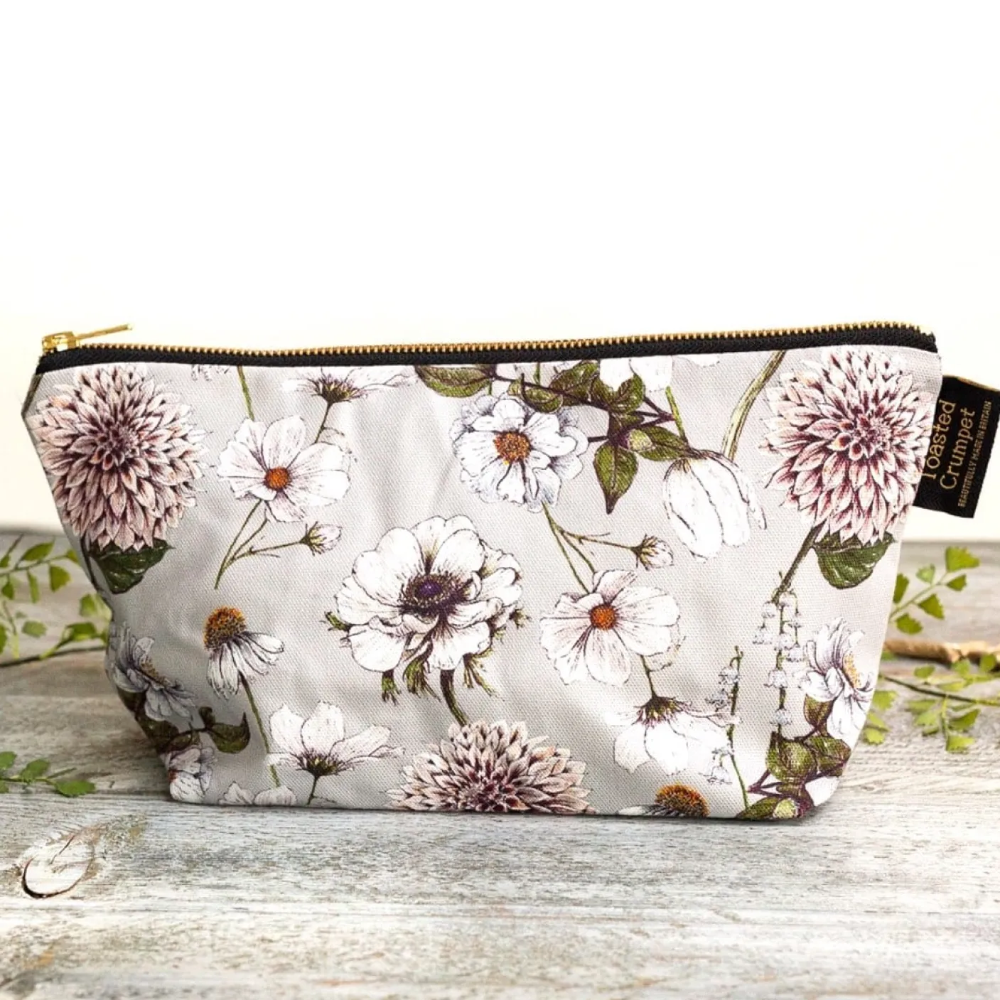 The Blanc Collection (Stone) Wash Bag