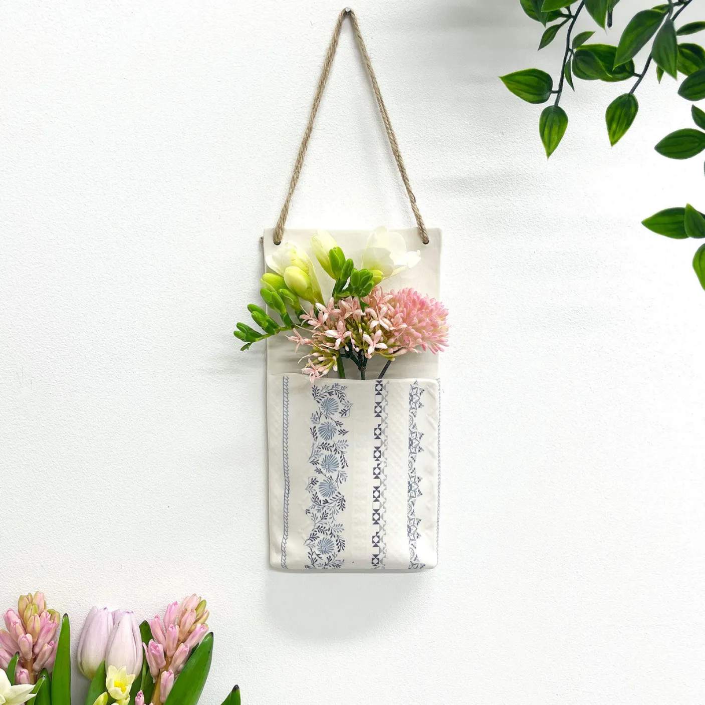 Large Hanging Planter Pocket - Fusion Design 1