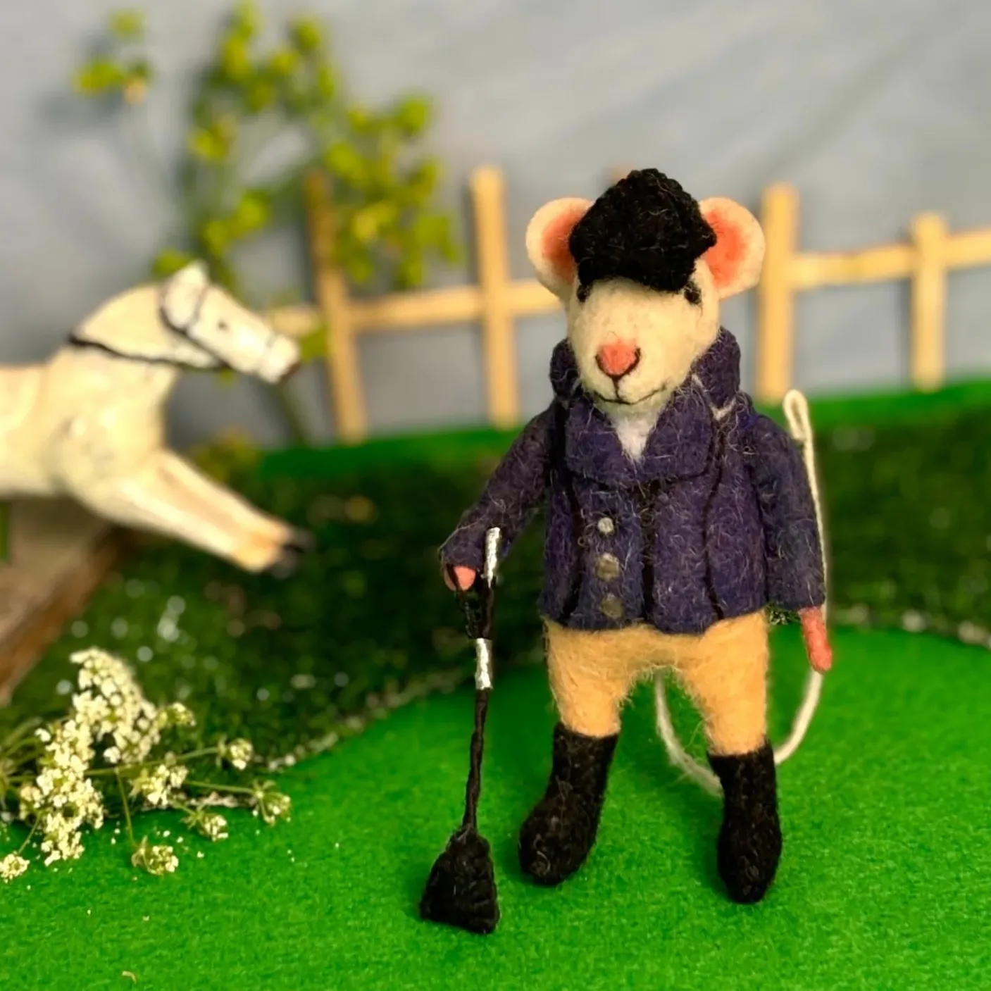 Horse Riding Mouse