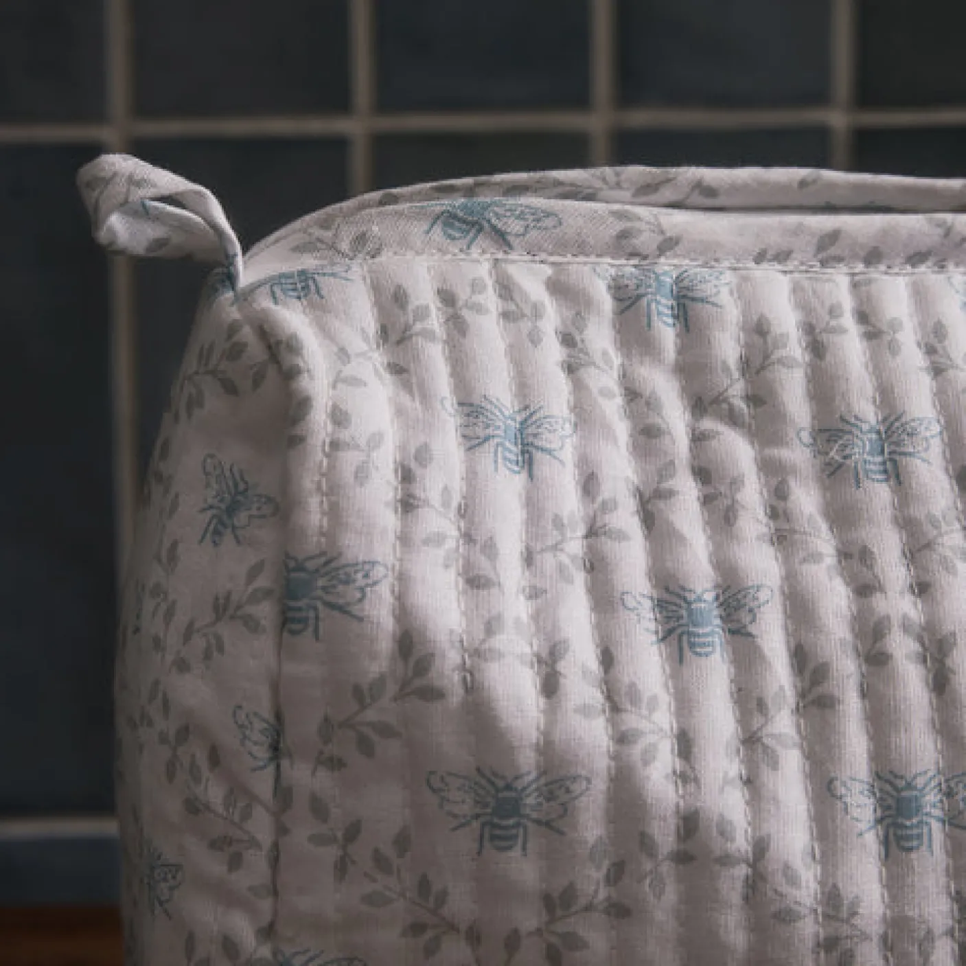 Bees & Leaves Quilted Cotton Wash Bag - Large