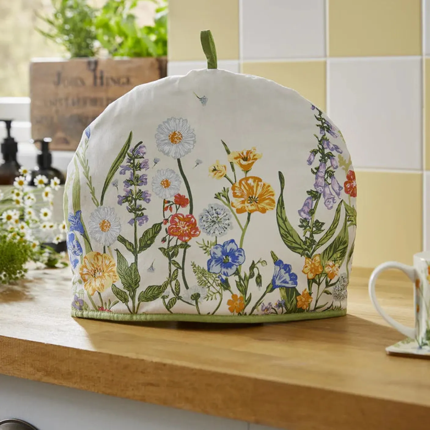 Cottage Garden Tea Cosy