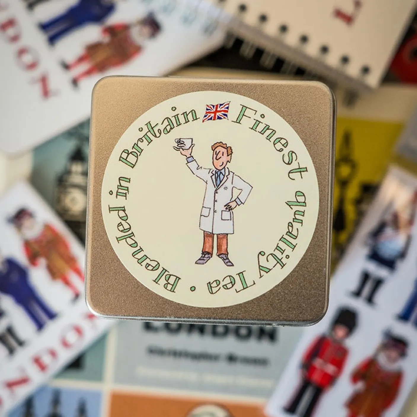 London FiguresTea Bags with Caddy