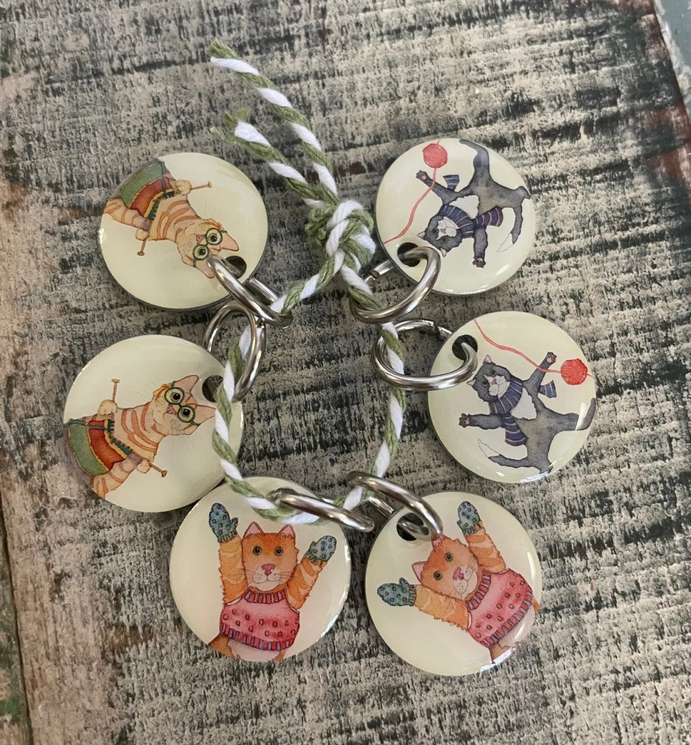 Kittens in Mittens Set of 6 Stitch Markers in a Tin