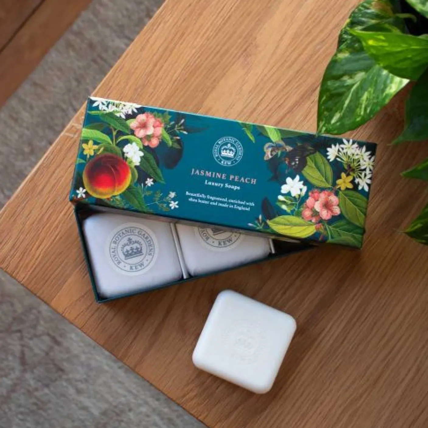 Jasmine Peach Triple Soap Gift Box