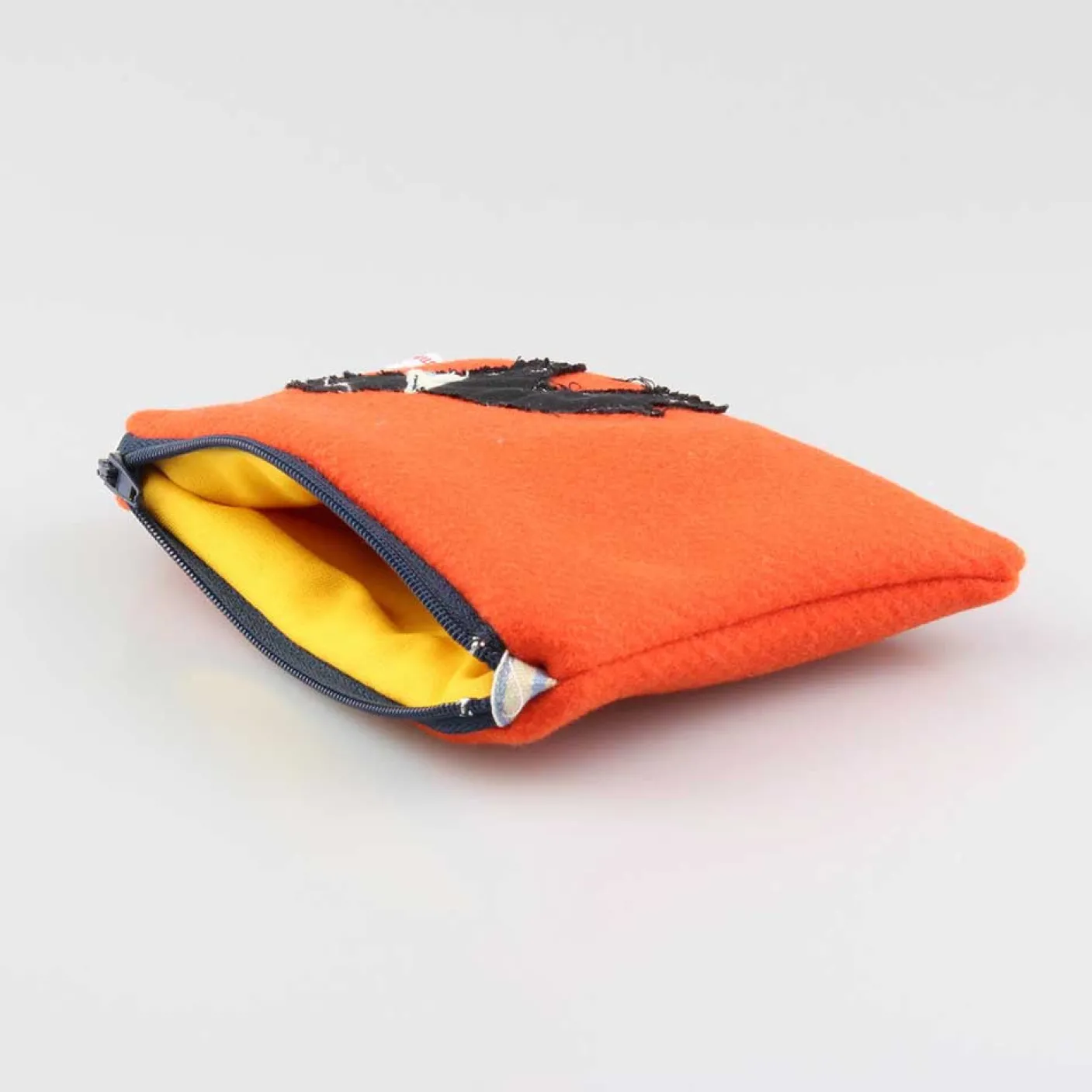 Labrador Embroidered Flat Coin Purse