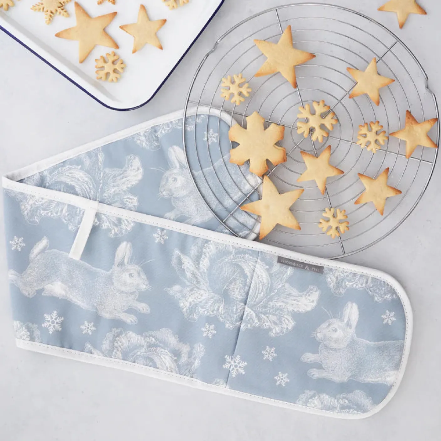 Winter Rabbit Double Oven Glove