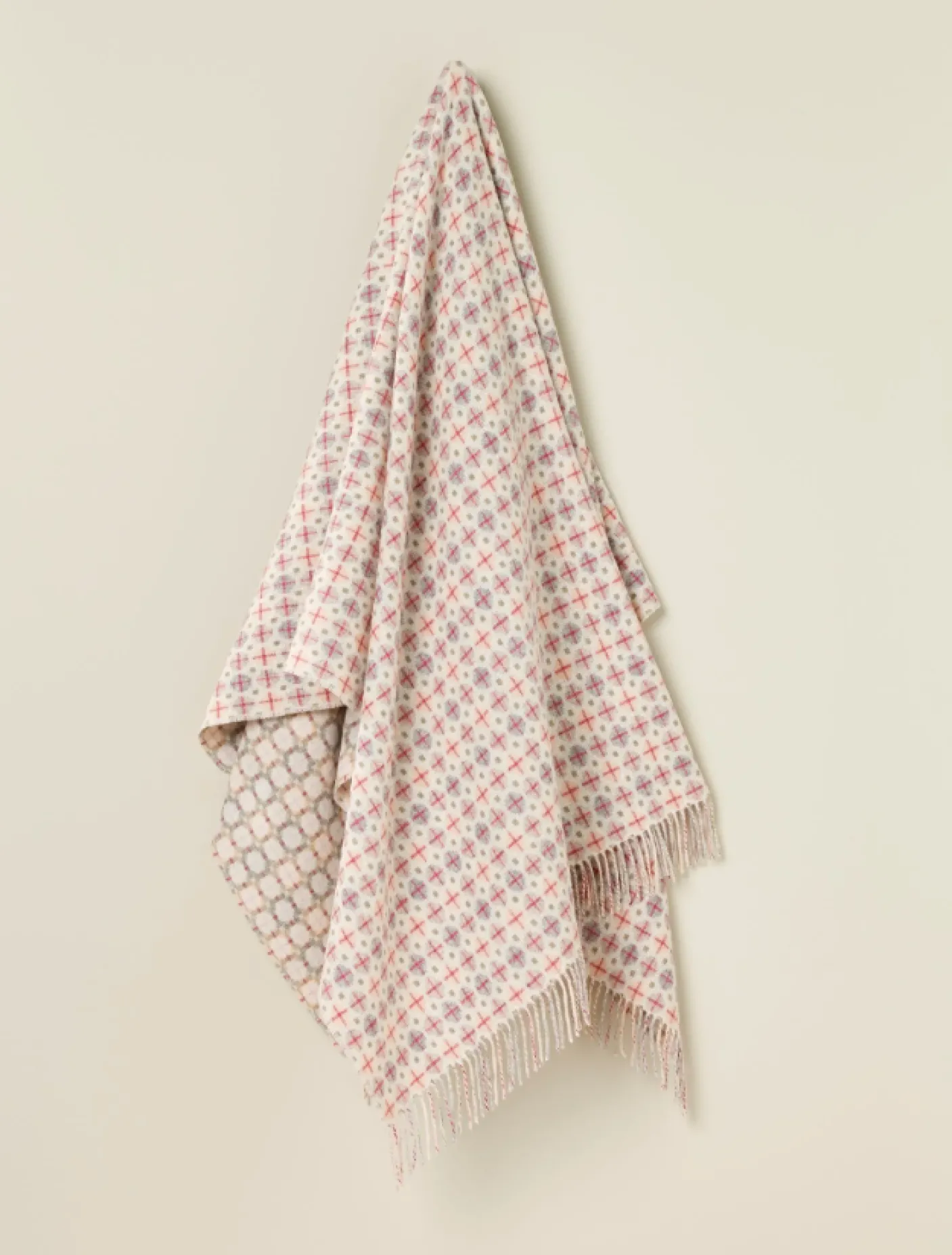 Milan Blush Merino Lambswool Throw