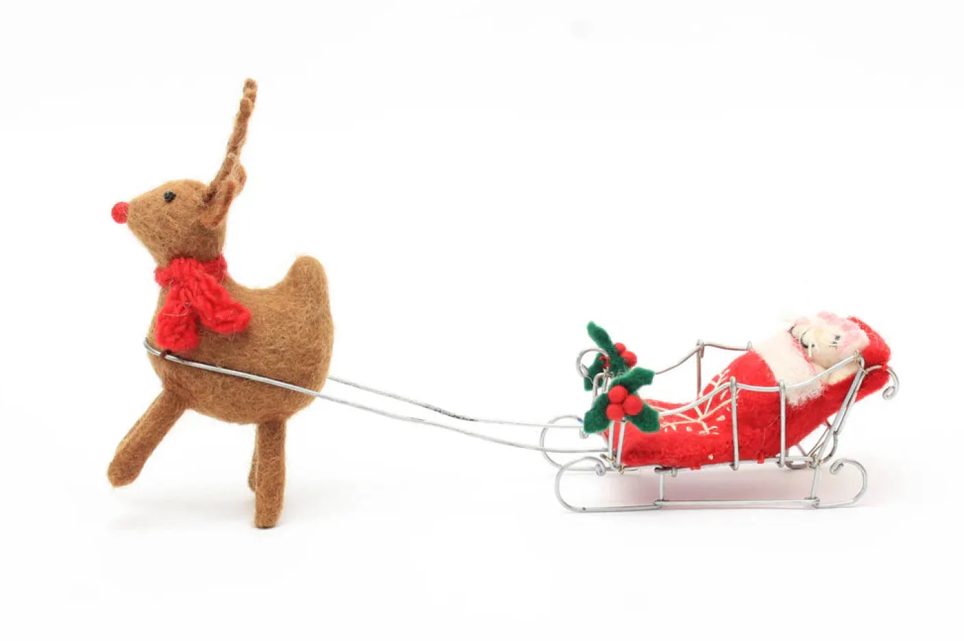 Sleeping Mice on Sleigh with Reindeer Felt Decoration