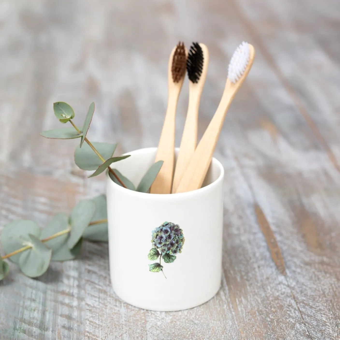 Hydrangea Bone China Pot