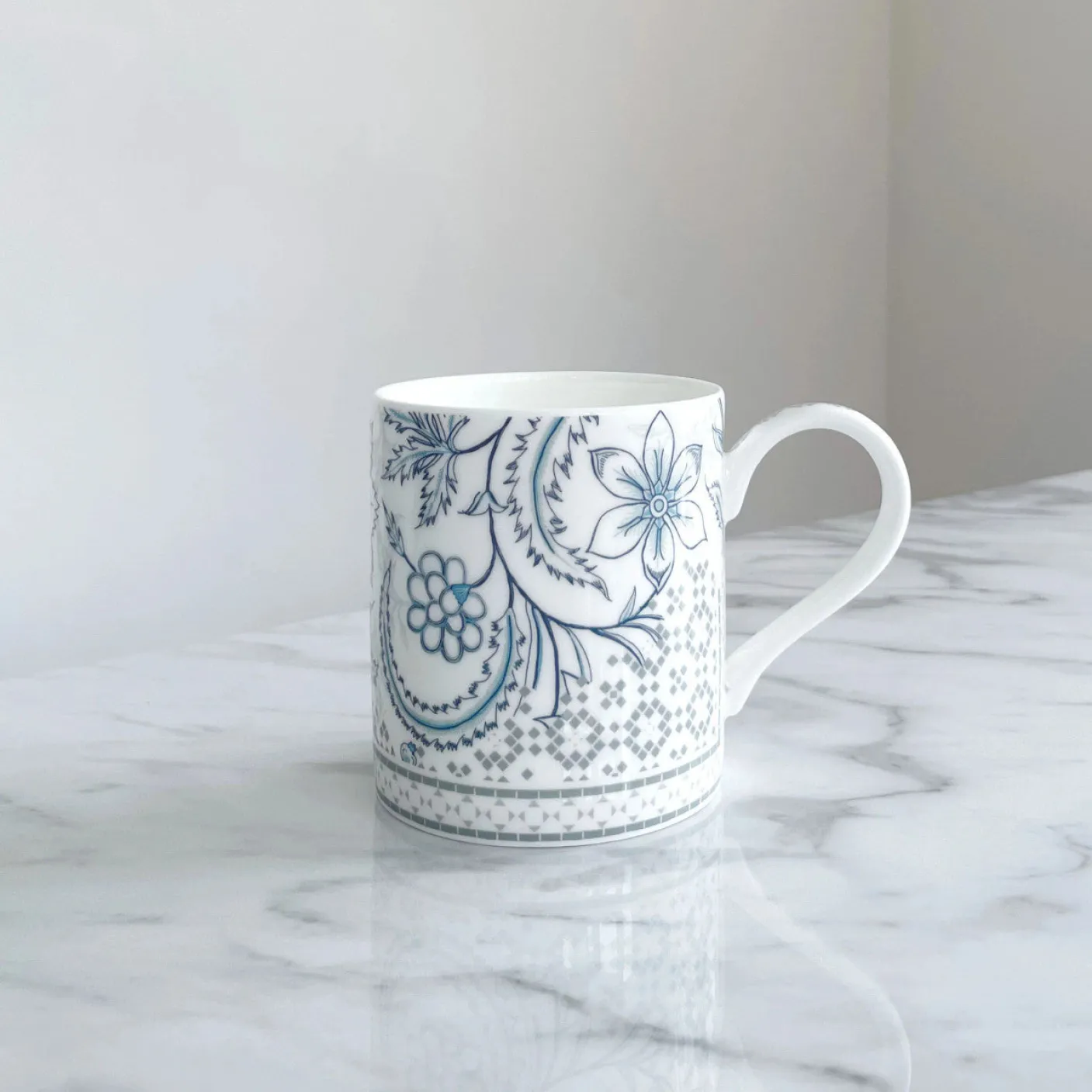 Lotus Fusion Fine Bone China Mug