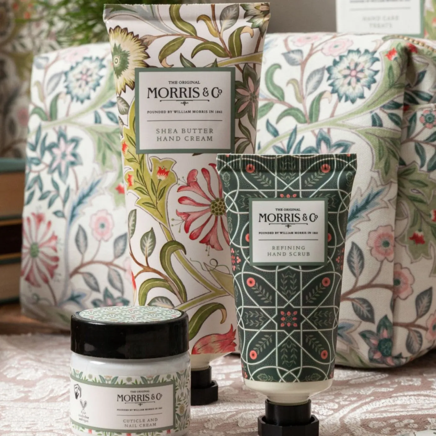 William Morris Jasmine Green Tea Hand Care Treats Set