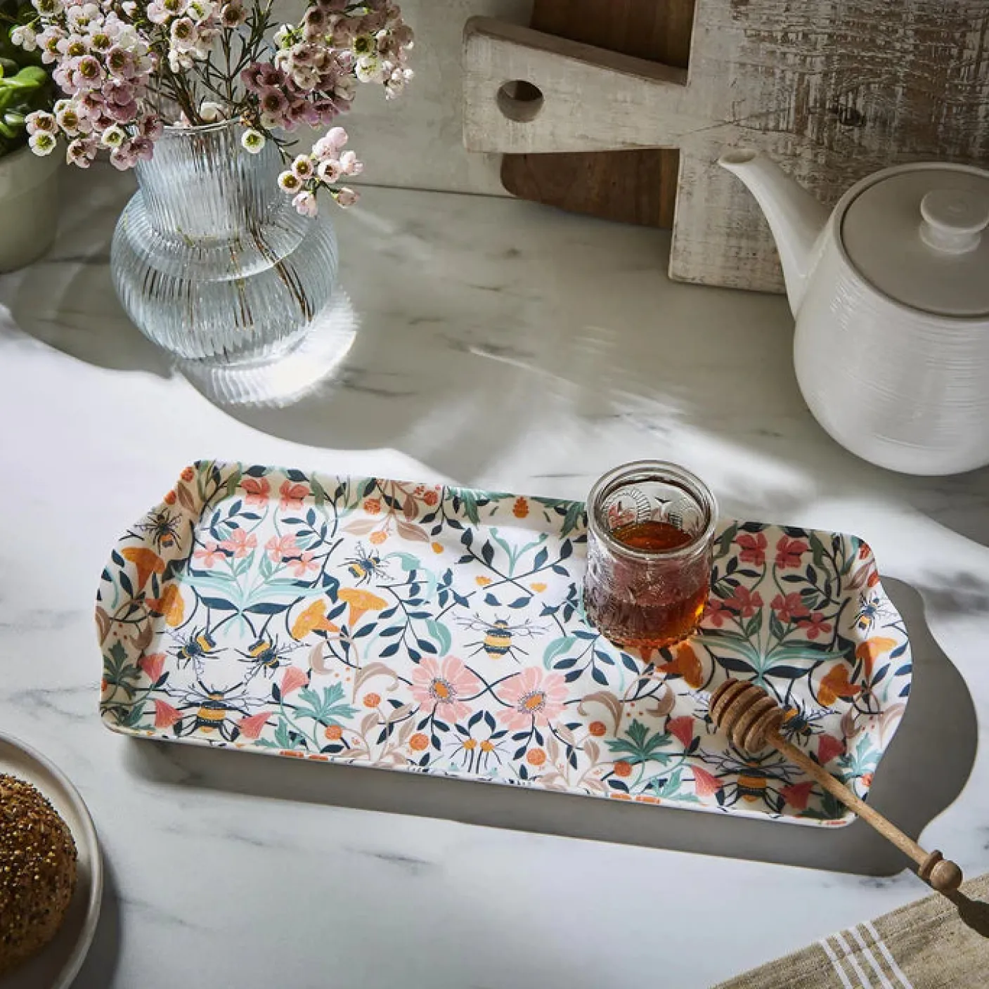 Bee Bloom Sandwich Tray