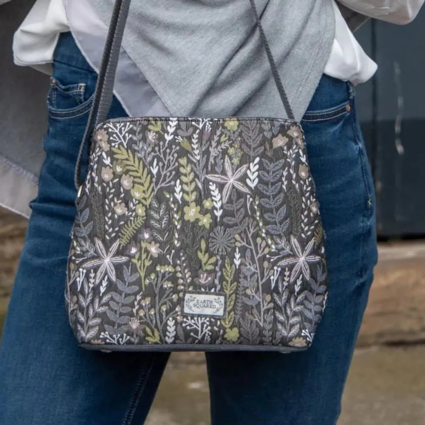 Autumn Jacquard Grey Logan Bag