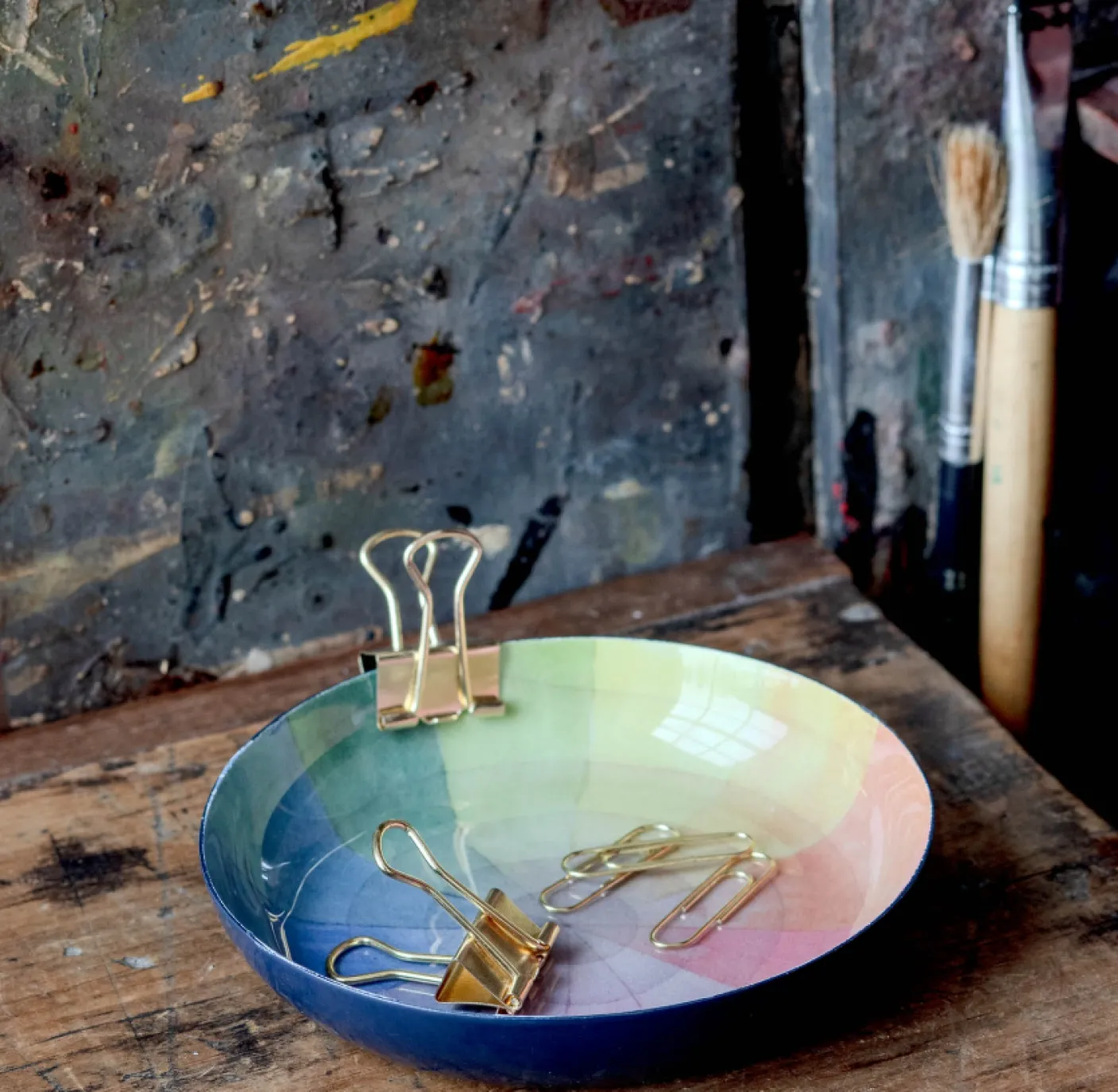 Vintage Colour Wheel Round Enamel Printed Tray