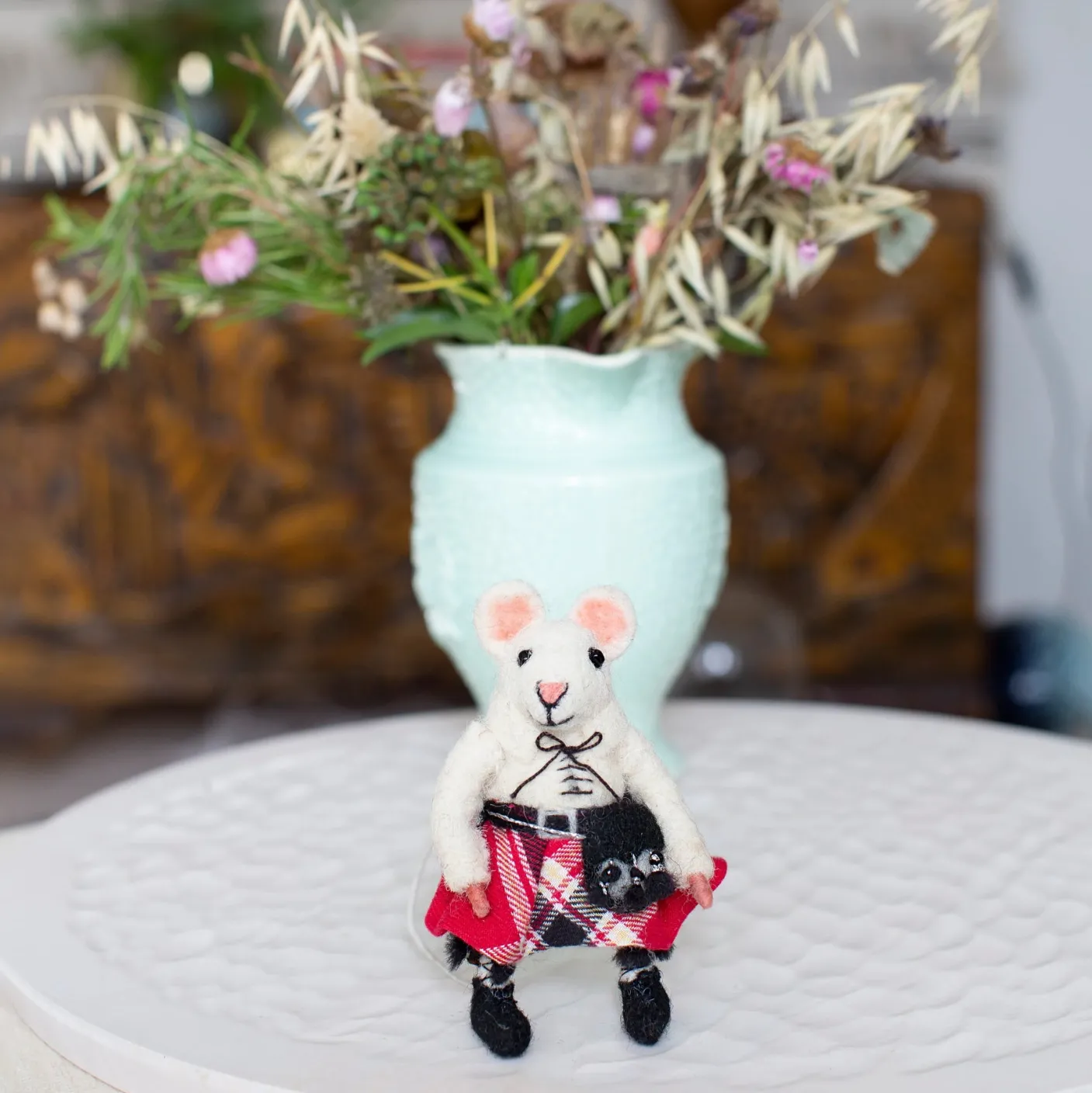 Scottish Felt Mouse in Red Kilt