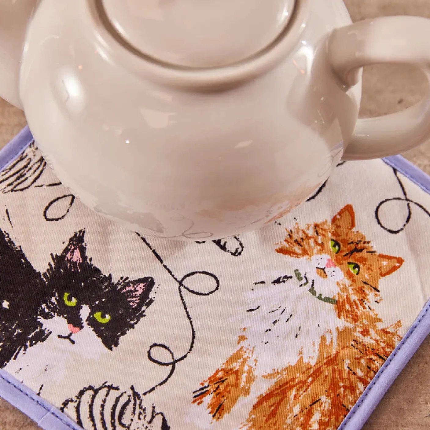Feline Friends Pot Mat