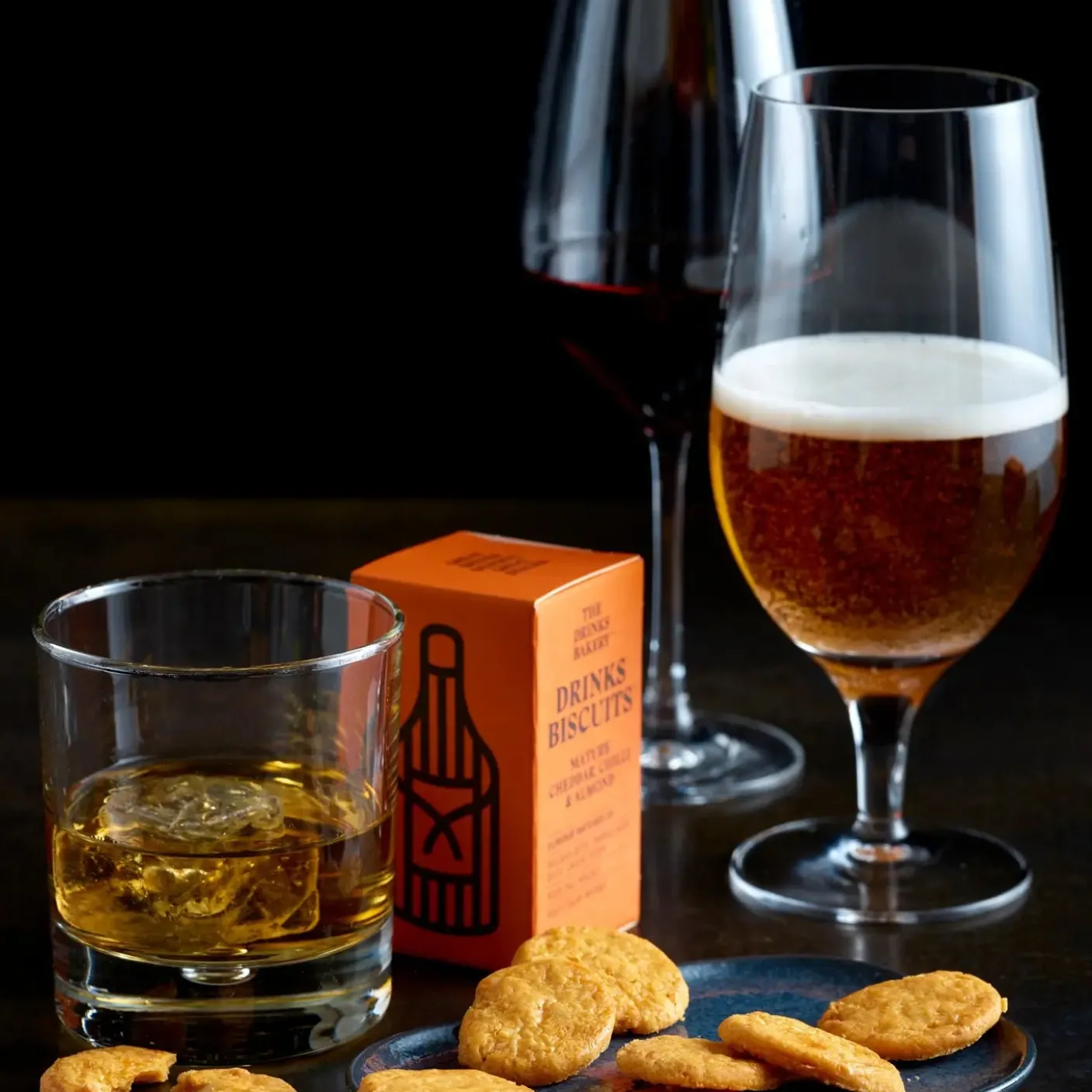 Mature Cheddar, Chilli and Almond Drinks Biscuits 36g