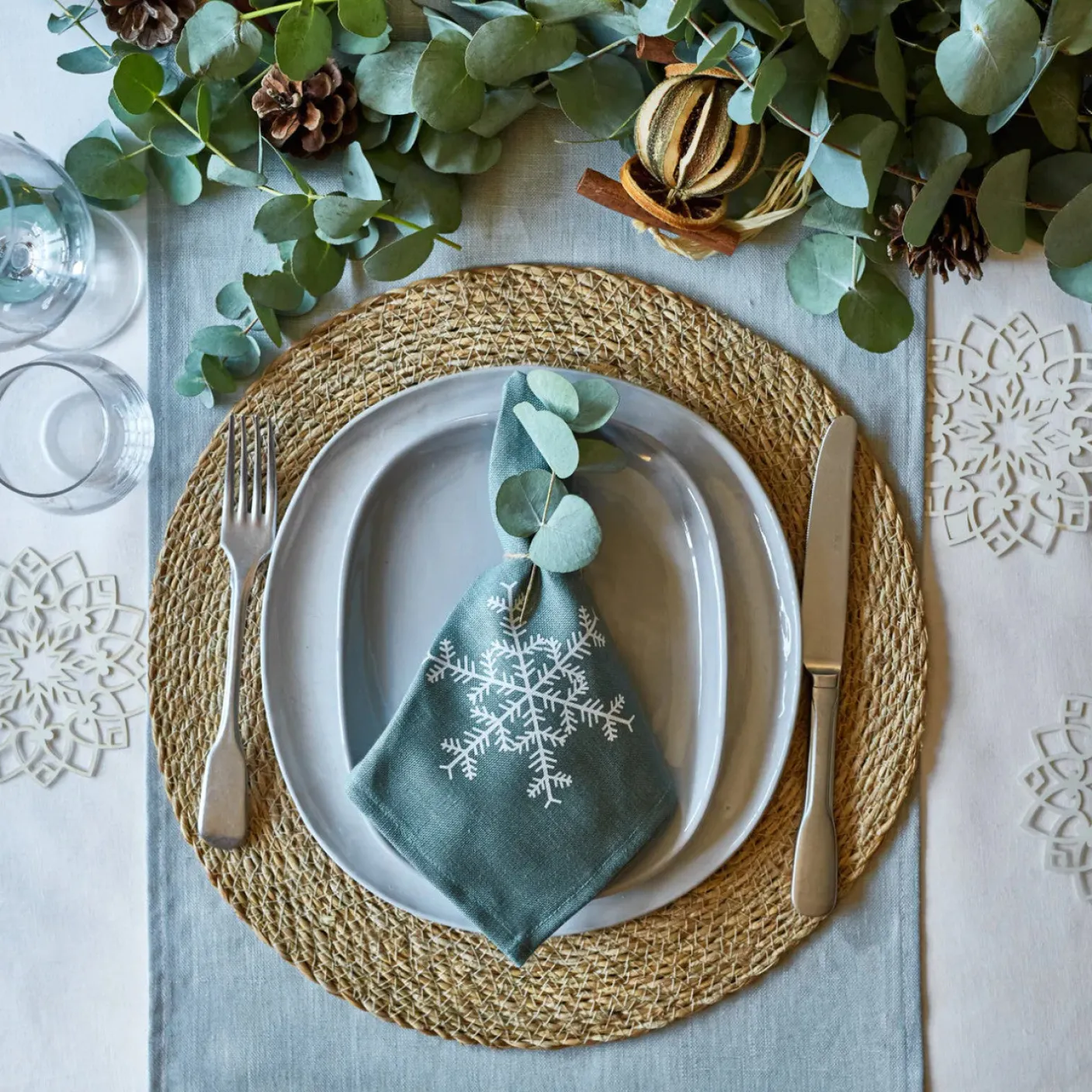 Snowflake Aquarius Linen Napkin 2 pack