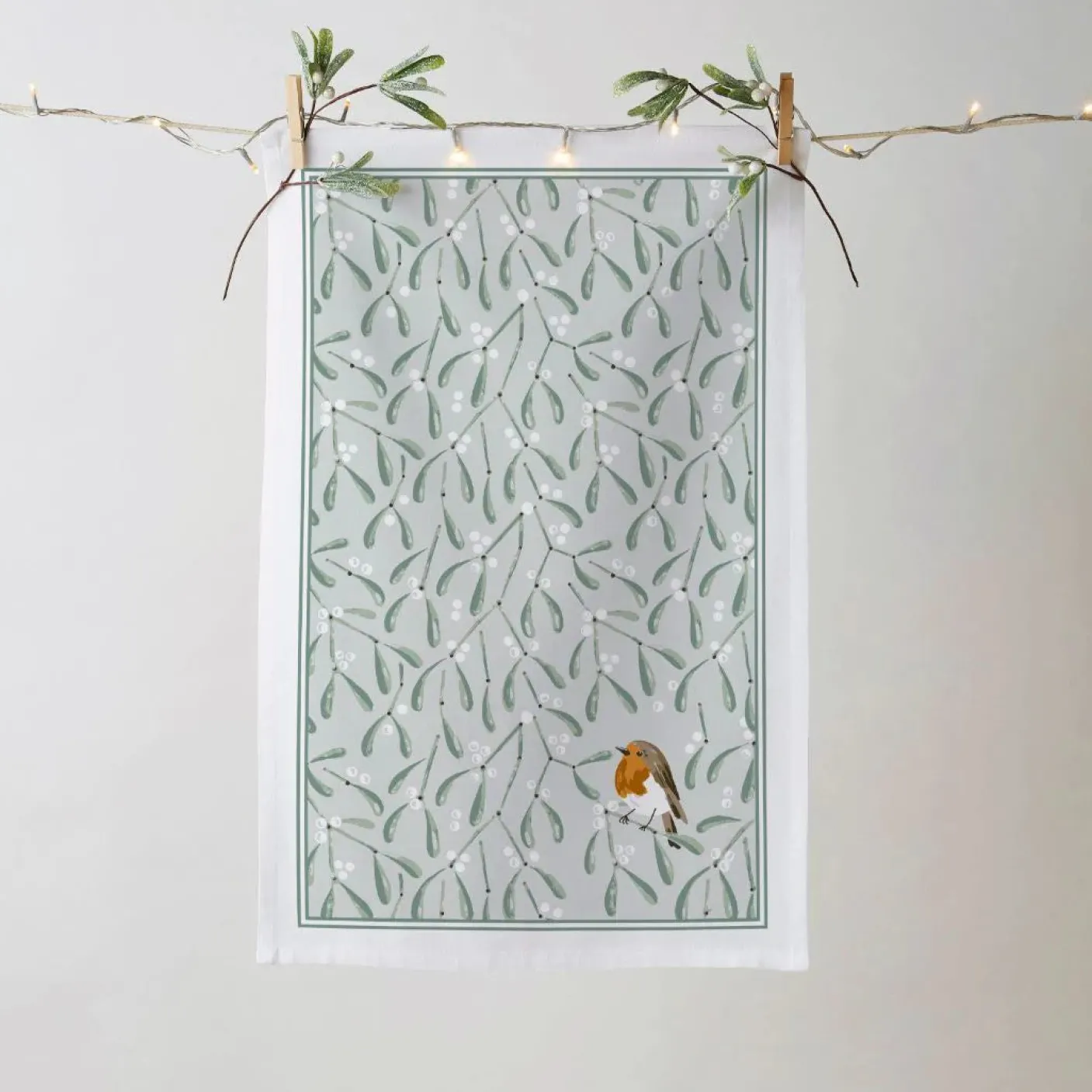 Mistletoe & Robin Recycled Cotton Blend Tea Towel