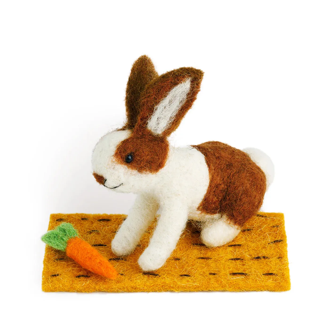 Clover Rabbit with Carrot Nibbles
