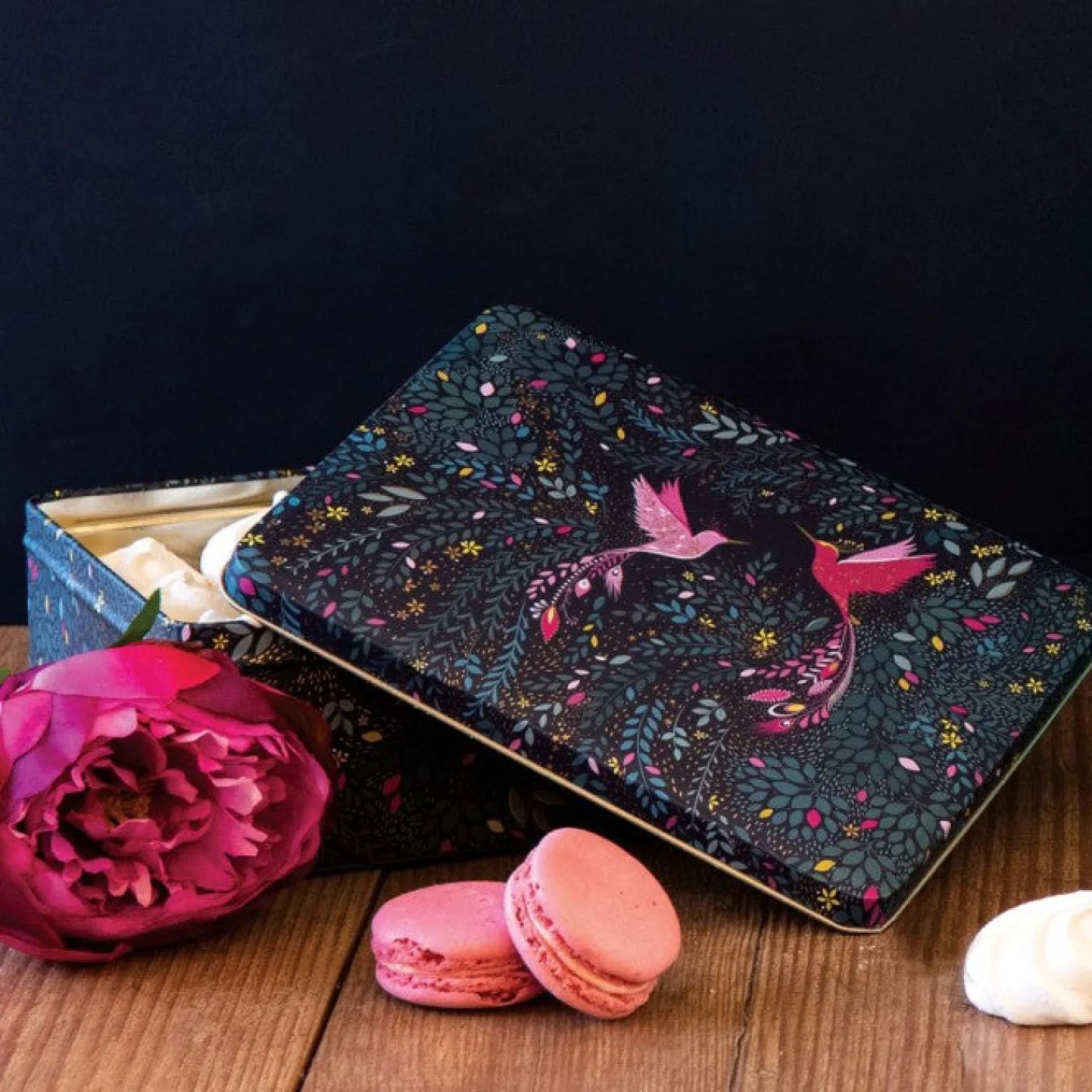 Hummingbird Paradise Deep Rectangular Tin