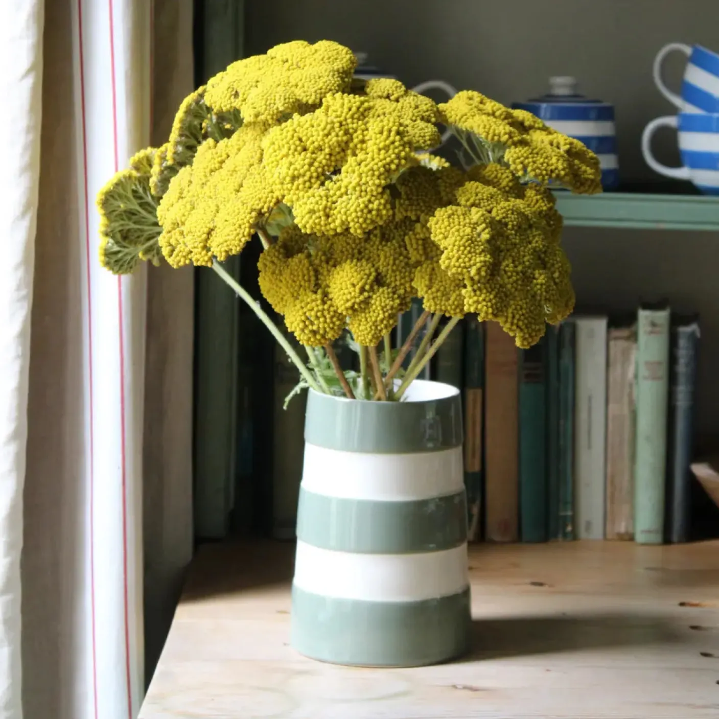 Cornishware Lighthouse Medium Willow Green Vase