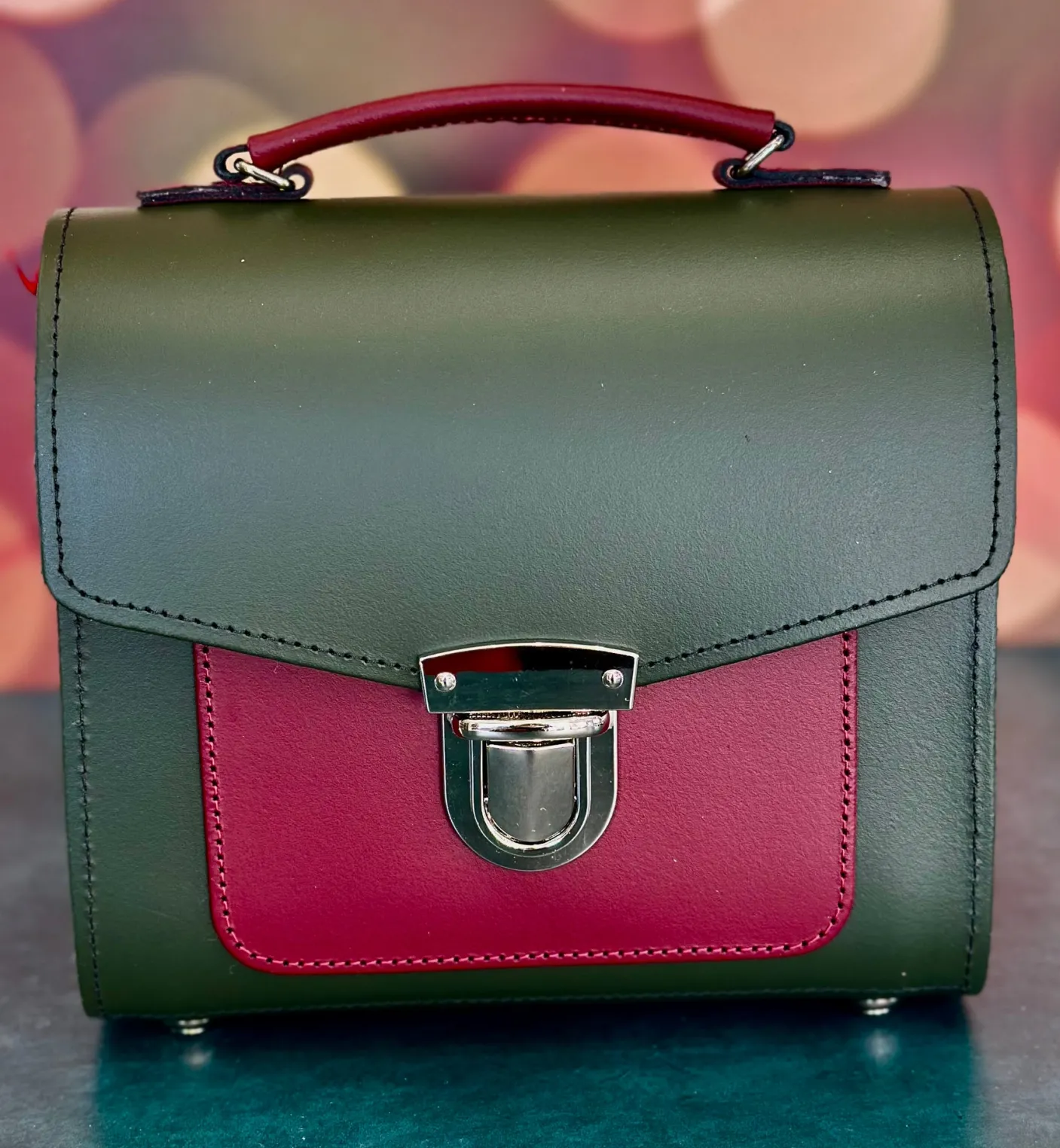 Zatchels Handmade Leather Sugarcube Plus Handbag - Ivy Green with Oxblood Contrast