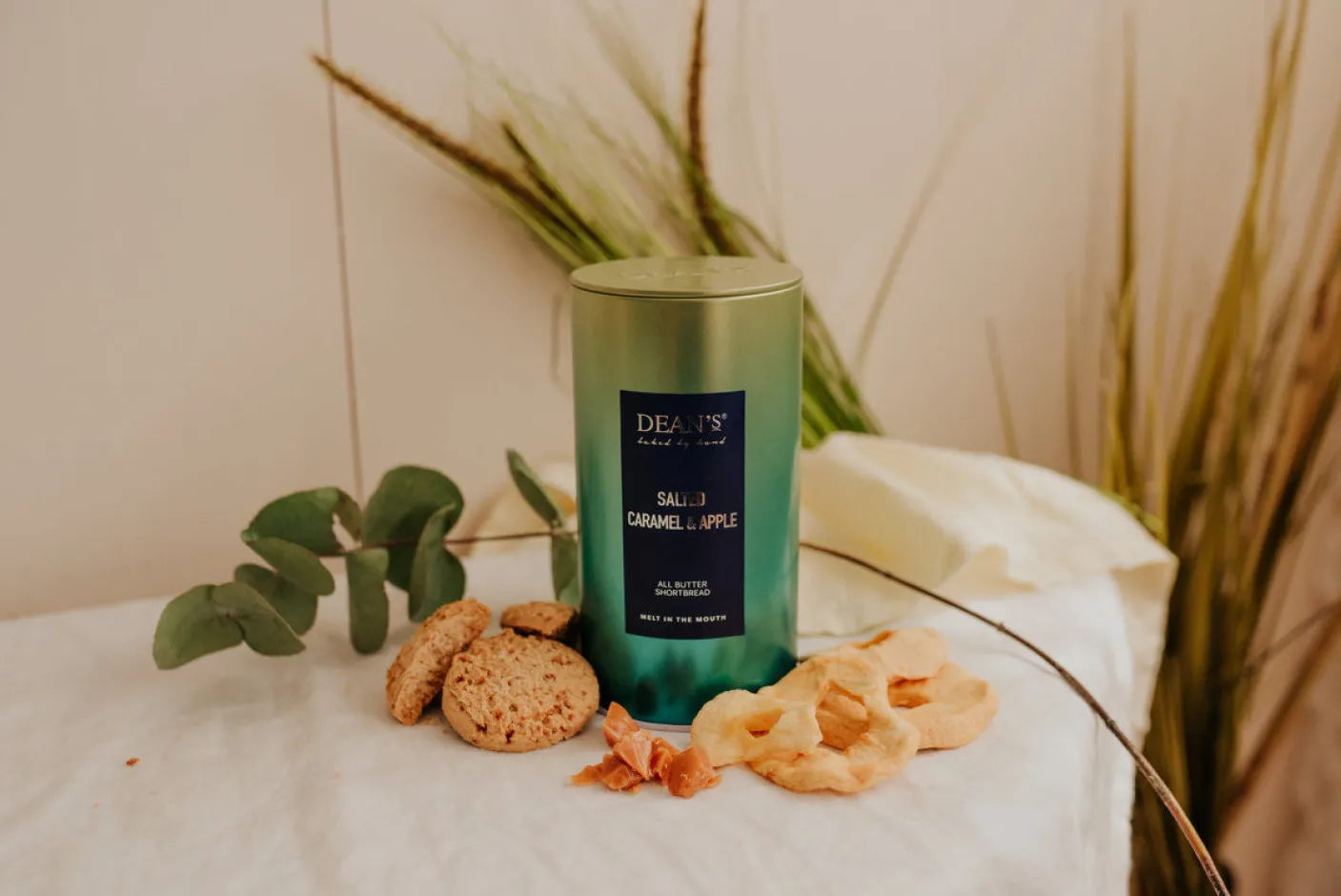 Dean's Salted Caramel & Apple All Butter Shortbread