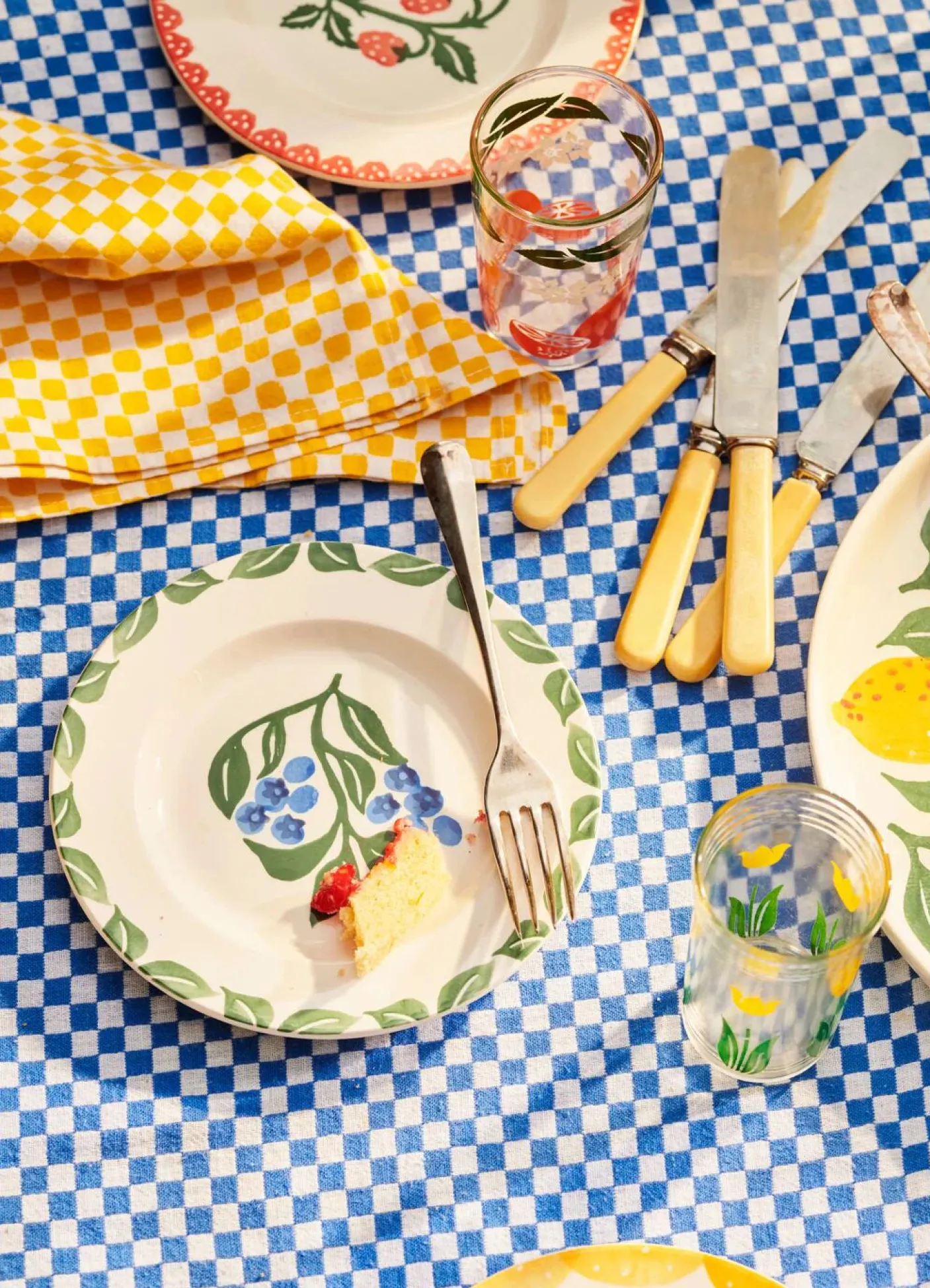 Blueberries 6 1/2 inch Plate