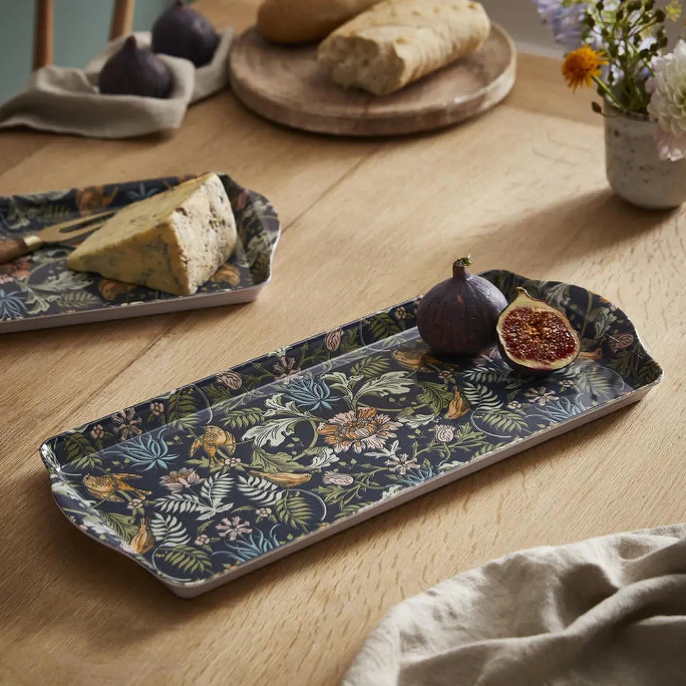 Finch & Flower Sandwich Tray