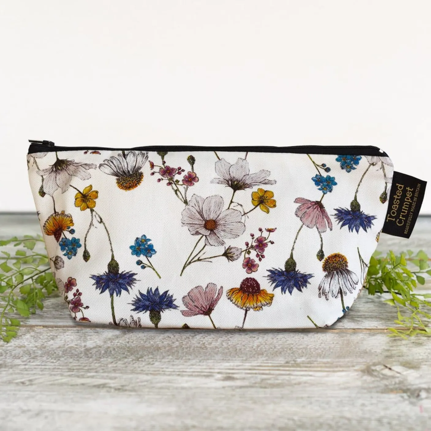 Regency Gardens (Pure) Small Makeup Bag