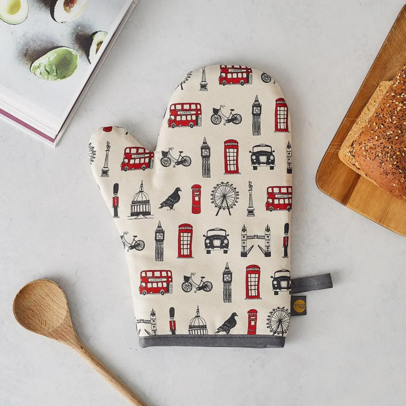 London Icons Oven Mitt