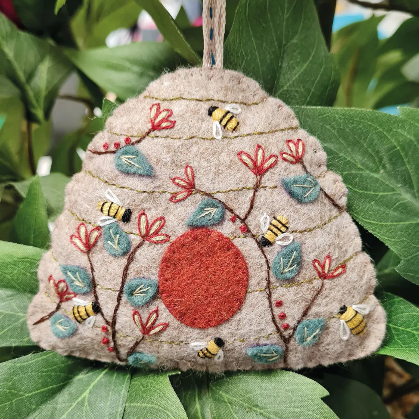 Beehive Felt Craft Mini Kit