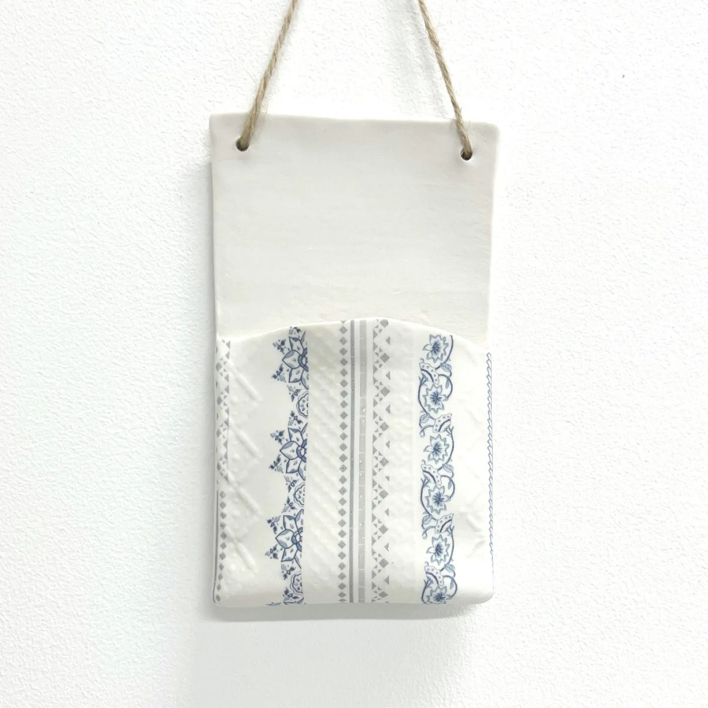 Hanging Planter Pocket - Safflower