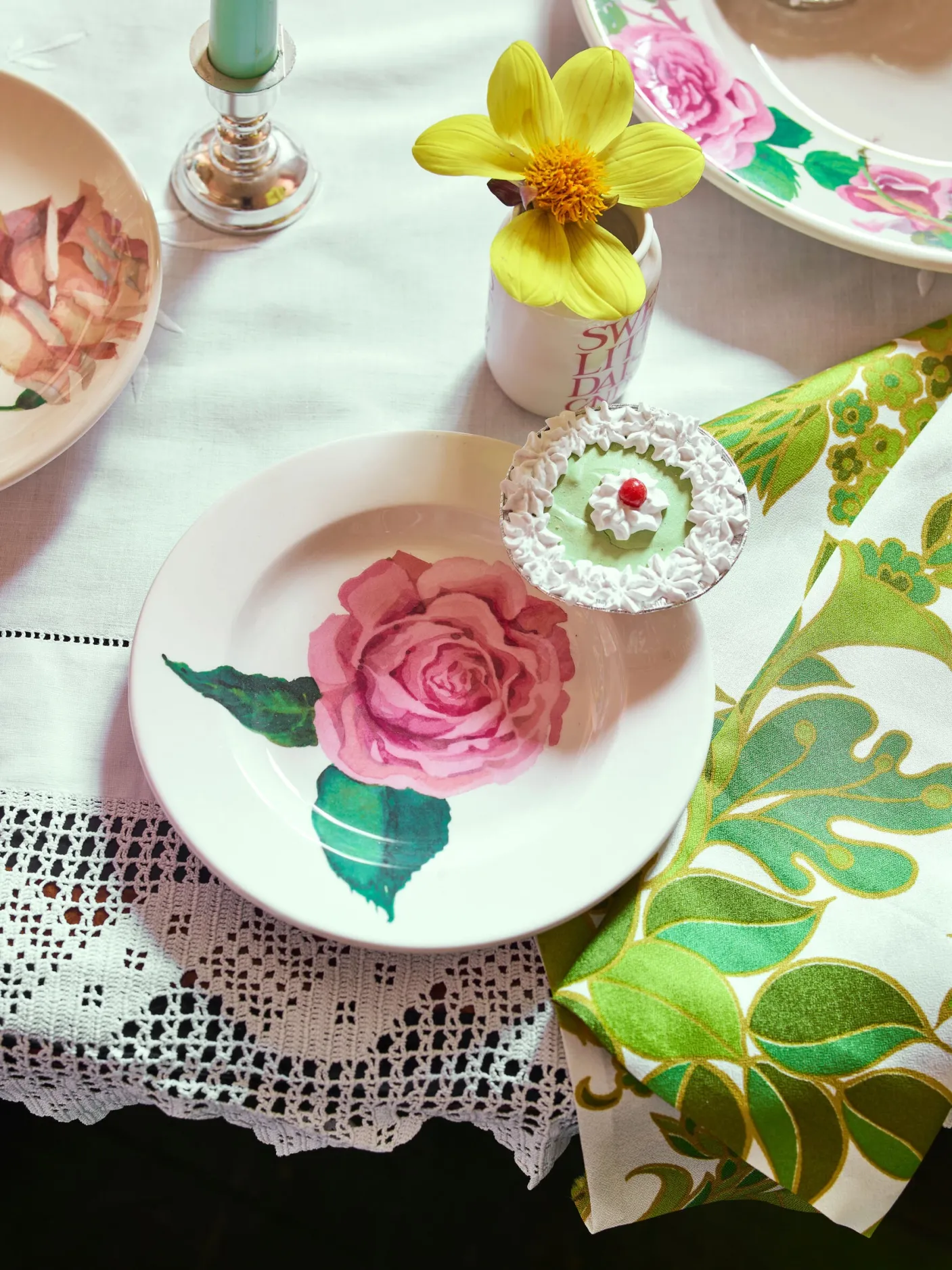 Roses All My Life 6 1/2 inch Plate